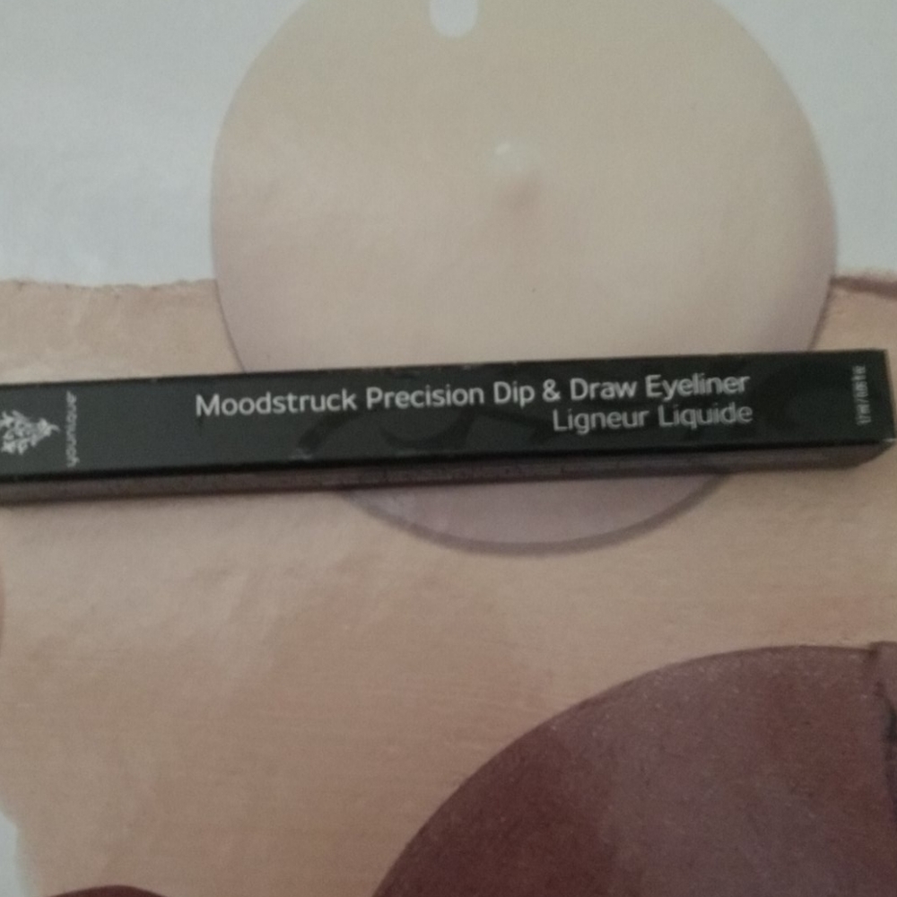 New dip and draw eyeliner